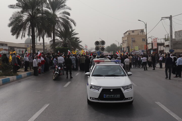 قاب‌هایی از راهپیمایی باشکوه امروز در شهرستان بندرعباس
