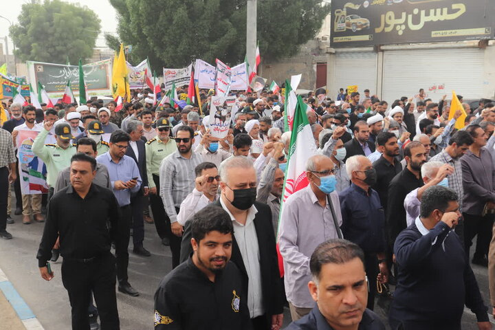 قاب‌هایی از راهپیمایی باشکوه امروز در شهرستان بندرعباس
