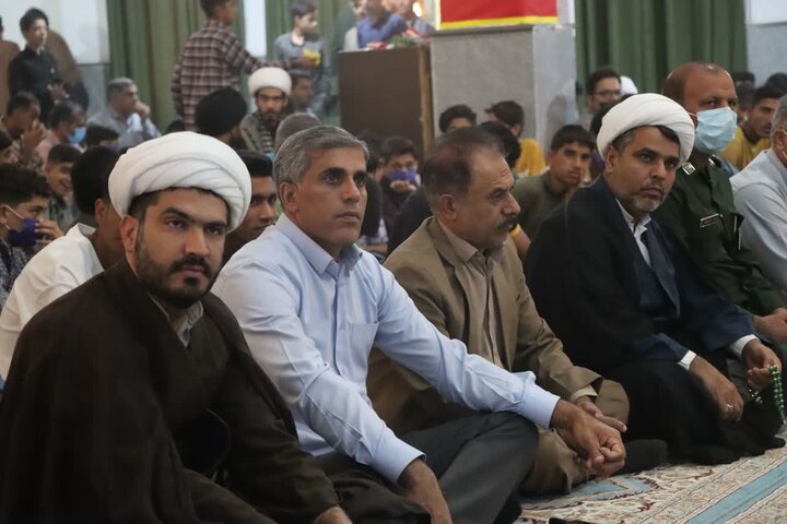 راهپیمایی روز دانش آموز و بزرگداشت ۱۳ آبان در شهر قلعه‌گنج
