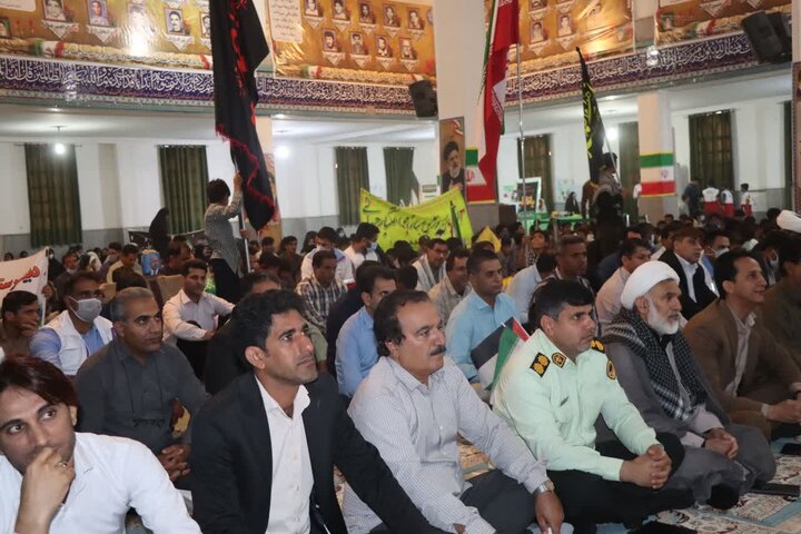 راهپیمایی روز دانش آموز و بزرگداشت ۱۳ آبان در شهر قلعه‌گنج
