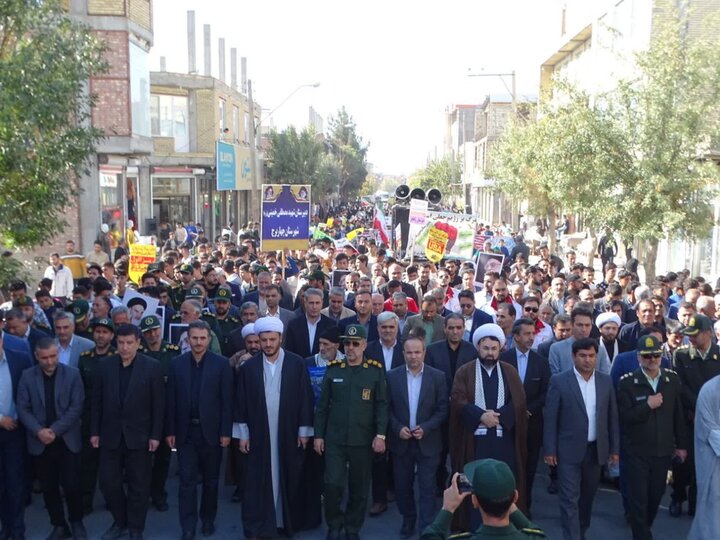 مراسم یوم الله 13آبان در شهرستان چهاربرج