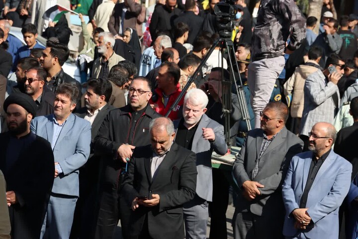 تصاویر/ راهپیمایی یوم الله 13 آبان شهرستان سمنان