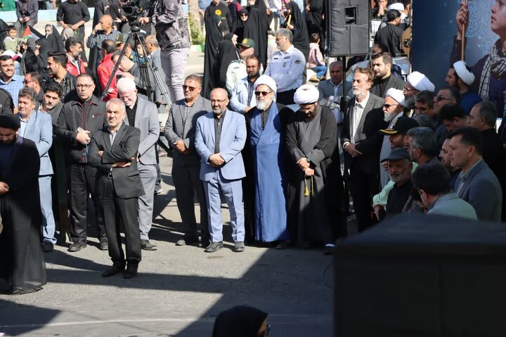 تصاویر/ راهپیمایی یوم الله 13 آبان شهرستان سمنان