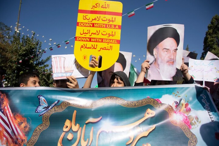 تصاویر/ راهپیمایی یوم الله 13 آبان شهرستان سمنان