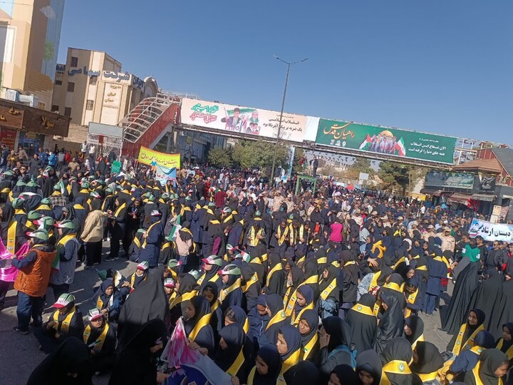 تصاویر/ راهپیمایی یوم الله 13 آبان شهرستان سمنان