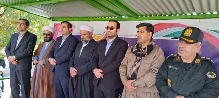 تصاویر/ حضور پرشور مردم شهرستان سردشت در راهپیمایی روز 13 آبان ماه