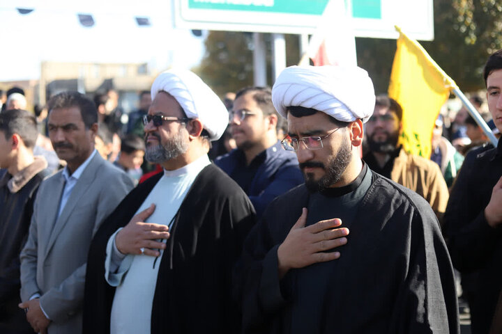 تصاویر/ برگزاری راهپیمایی روز ملی مبارزه با استکبار جهانی در نقده