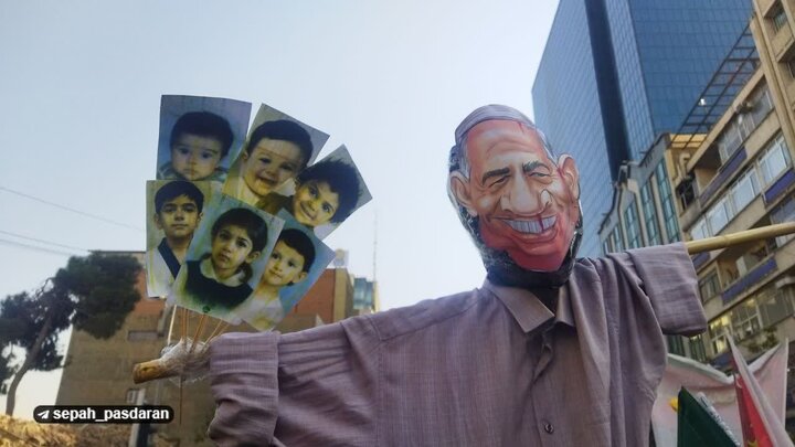 تصاویر/ برگزاری راهپیمایی روز ملی مبارزه با استکبار جهانی در نقده