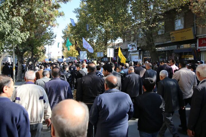 تصاویر/ برگزاری راهپیمایی روز ملی مبارزه با استکبار جهانی در نقده