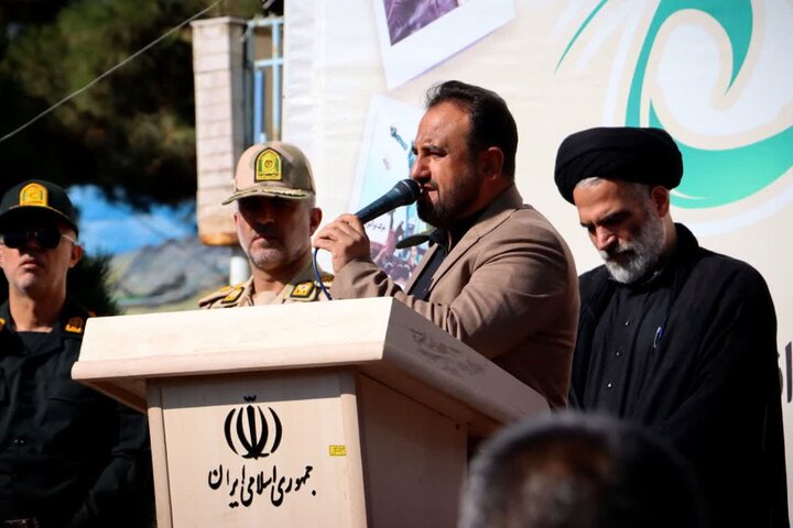 تصاویر/  راهپیمایی یوم الله ۱۳ آبان، روز ملی مبارزه با استکبار جهانی در سلماس