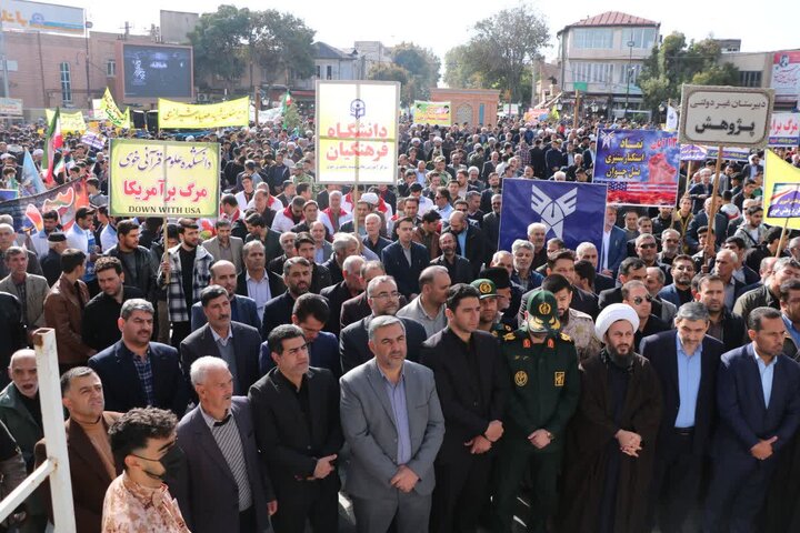 تصاویر/ راهپیمایی روز ملی مبارزه با استکبار جهانی در خوی