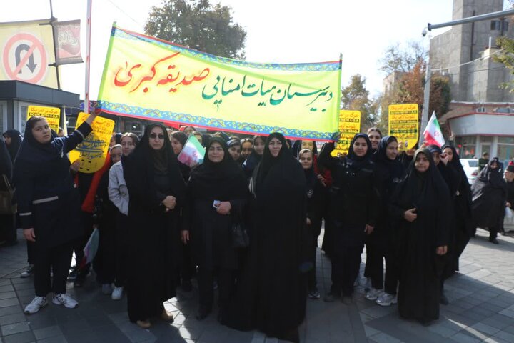 تصاویر/ راهپیمایی روز ملی مبارزه با استکبار جهانی در خوی