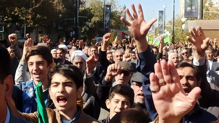 تصاویر/ راهپیمایی یوم الله ۱۳ آبان در زنجان