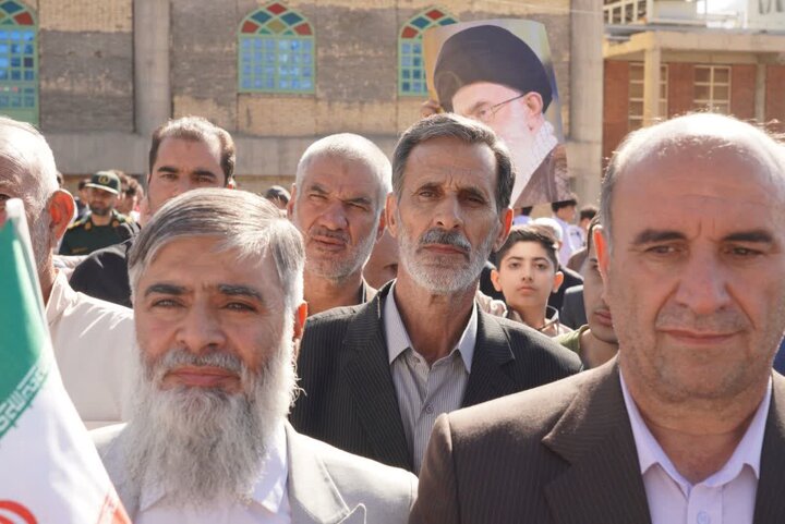 تصاویر/راهپیمایی یوم الله ۱۳ آبان در خرم آباد