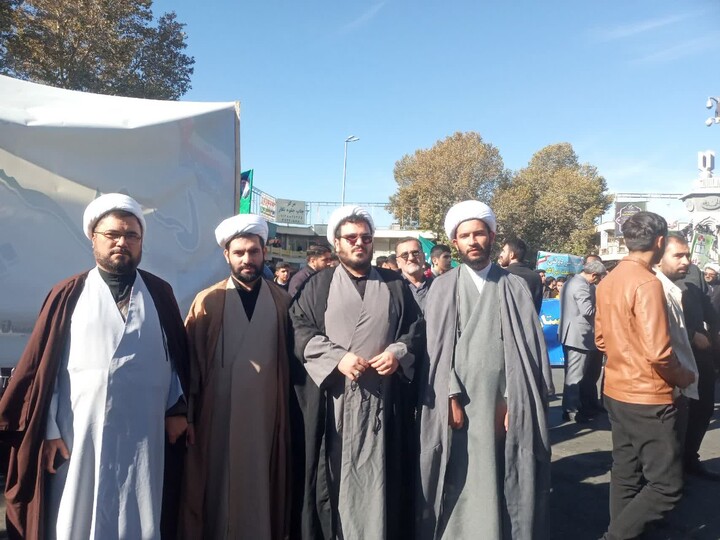 تصاویر/ راهپیمایی یوم الله ۱۳ آبان در مراغه