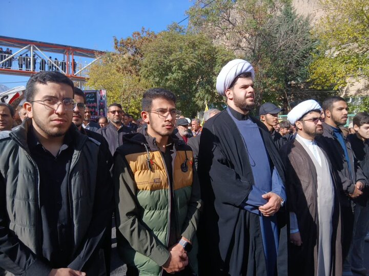 تصاویر/ راهپیمایی روز 13 آبان در ماکو