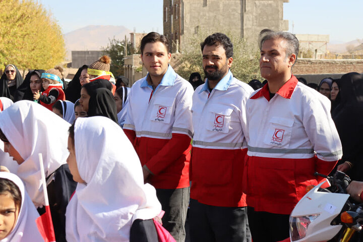 تصاویر/  راهپیمایی یوم الله ۱۳ آبان  در باروق