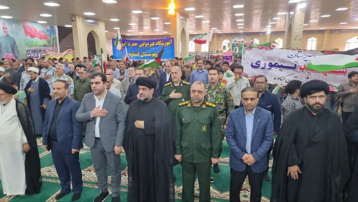 تصاویر/ راهپیمایی ۱۳ آبان در گناوه