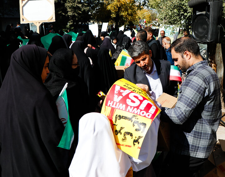 عکس/ حواشی راهپیمایی ۱۳ آبان در شهرکرد