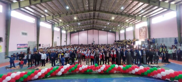 تصاویر/ راهپیمایی روز دانش آموز در شهر شهداد