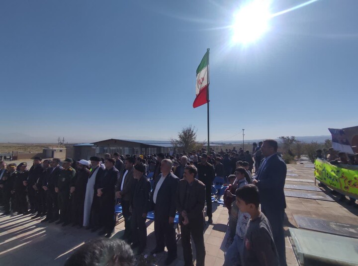 تصاویر/ راهپیمایی یوم الله ۱۳ آبان در بناب