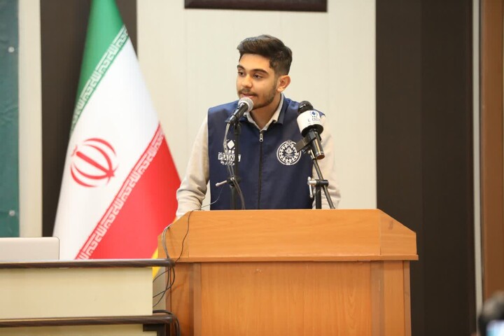 تصاویر/ دیدار جمعی از دانش‌آموزان شهرستان شاهرود با نماینده ولی فقیه در استان سمنان