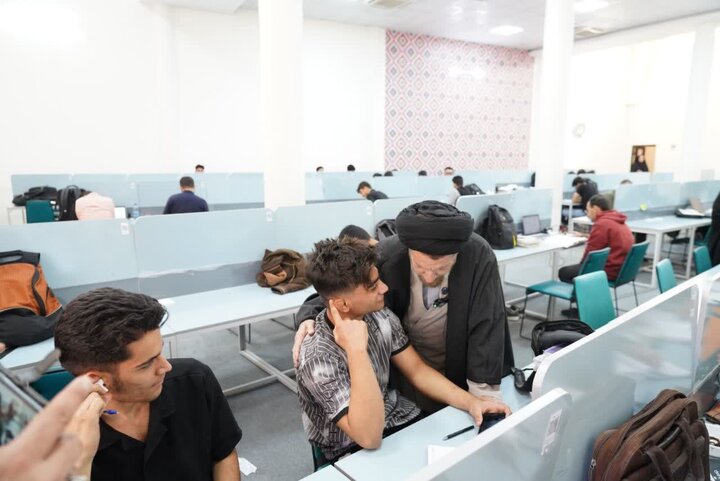 تصاویر/بازدید نماینده ولی فقیه در لرستان از کتابخانه مرکزی خرم آباد