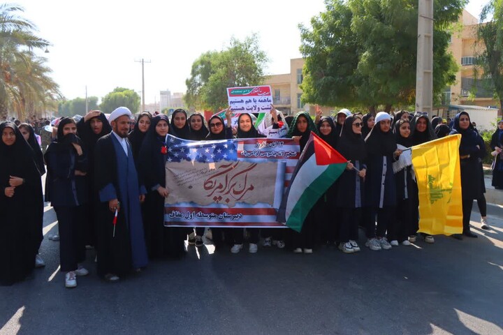 تصاویر/ راهپیمایی ۱۳ آبان در عالیشهر