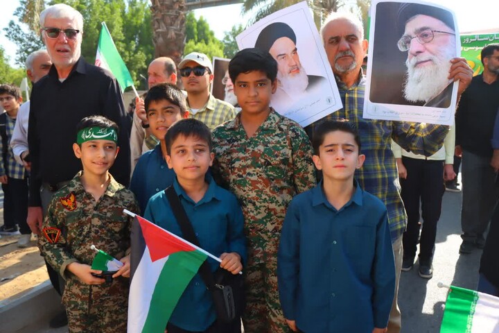 تصاویر/ راهپیمایی ۱۳ آبان در عالیشهر