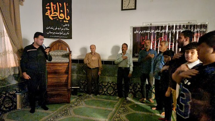 تصاویر/ مراسم عزاداری شهادت حضرت زهرا (س) با سخنرانی امام جمعه گناوه