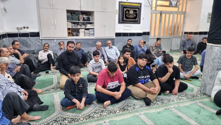 تصاویر/ مراسم عزاداری شهادت حضرت زهرا (س) با سخنرانی امام جمعه گناوه