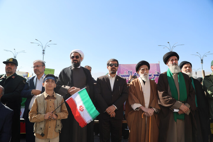 تصاویر / حضور پرشور مردم دارالمومنین همدان در تجمع بزرگ ۱۳ آبان