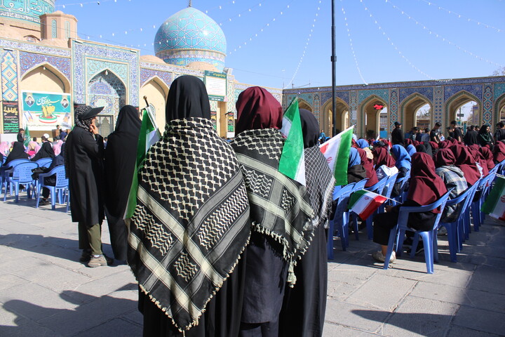 تصاویر/ راهپیمایی روز دانش آموز در شهر جوپار