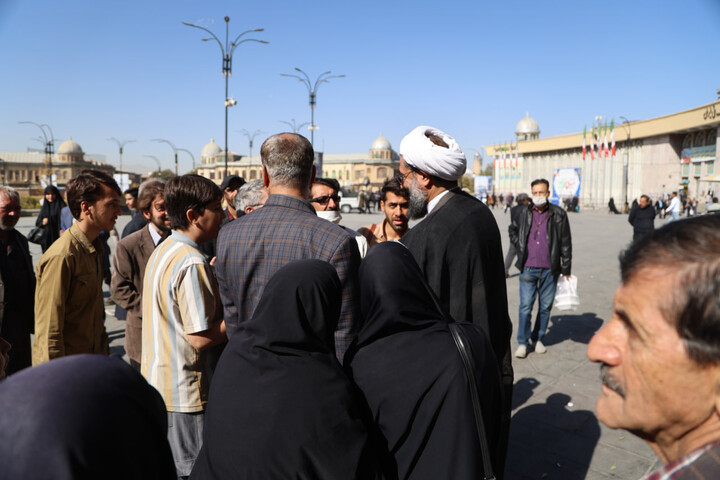 تصاویر / گفت‌وگو امام جمعه همدان با اقشار مختلف مردم شرکت کننده در تجمع 13 آبان