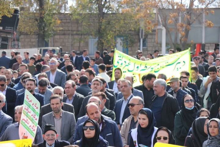 تصاویر/ راهپیمایی یوم الله ۱۳ آبان در جلفا