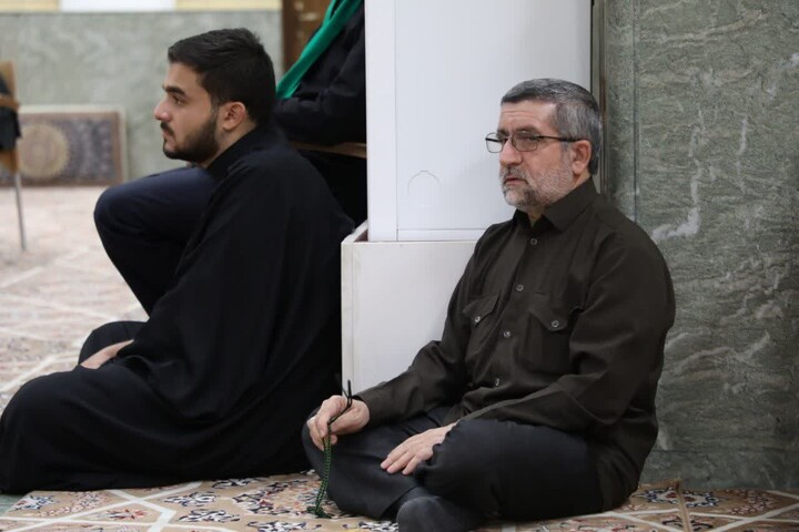 تصاویر/  برگزاری مراسم محفل الوحی با حضور استاد محمد بهرامی