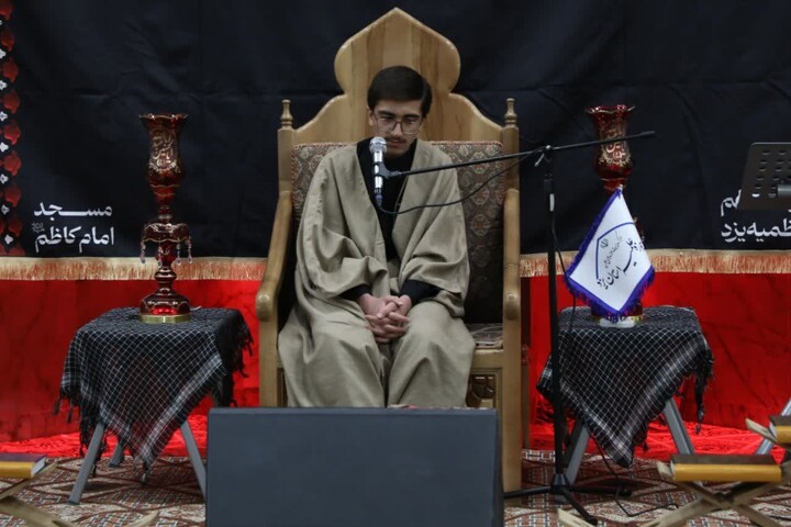 تصاویر/  برگزاری مراسم محفل الوحی با حضور استاد محمد بهرامی