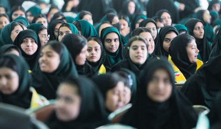 تصاویر/ راهپیمایی روز دانش آموز در شهر سیرجان