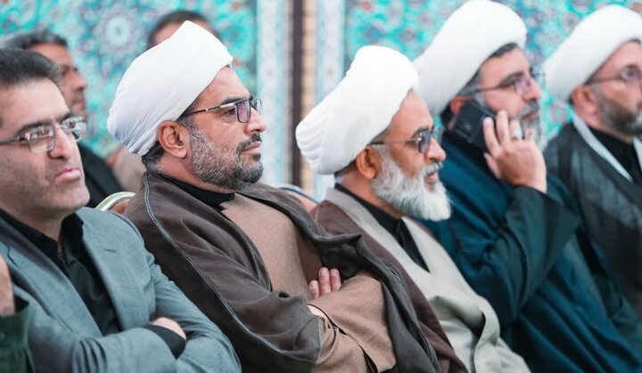 تصاویر/ راهپیمایی روز دانش آموز در شهر سیرجان