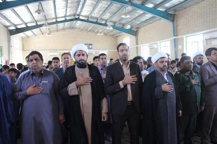 تصاویر/ مراسم روز دانش آموز در شهر جازموریان