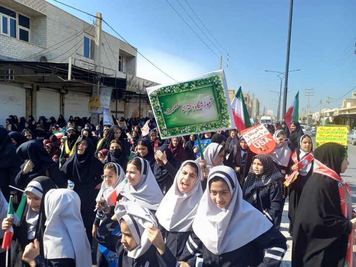 تصاویر/ راهپیمایی یوم‌الله ۱۳ آبان در دیلم