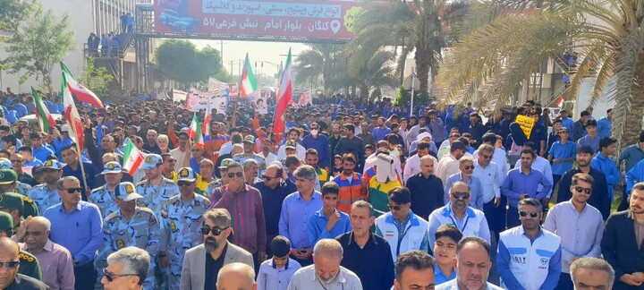 تصاویر/ راهپیمایی ۱۳ آبان در کنگان