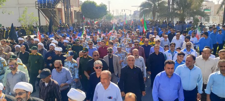 تصاویر/ راهپیمایی ۱۳ آبان در کنگان