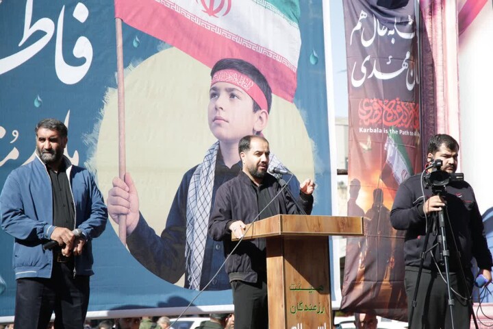 تصاویر /  راهپیمایی 13 آبان ماه اسدآباد