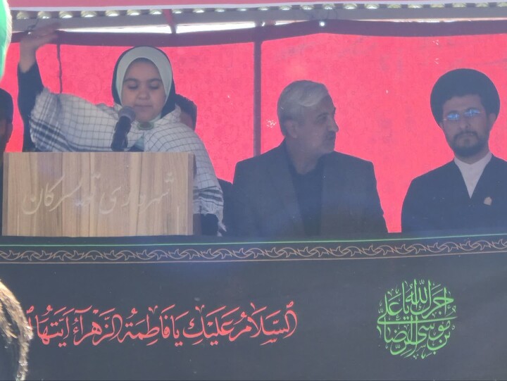 تصاویر / حضور پرشور طلاب و روحانیون تویسرکانی در در مراسم یوم الله ۱۳ آبان ماه