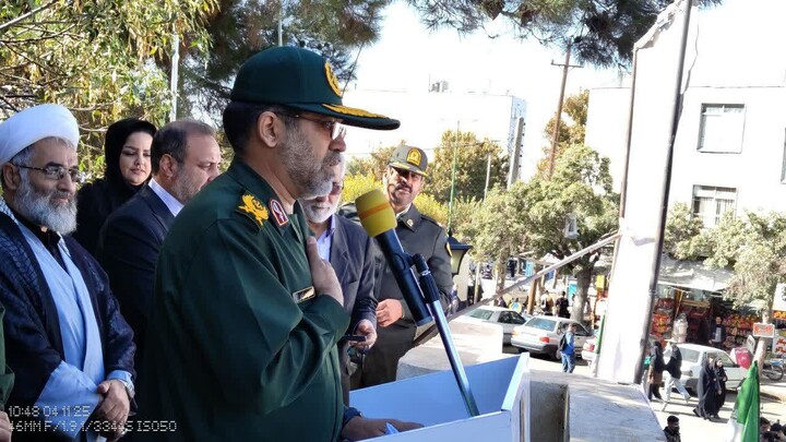 تصاویر / حضور پرشور مردم نهاوند در راهپیمایی ۱۳ آبان