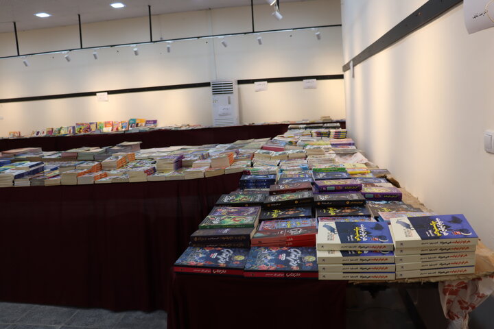 تصاویر/ نمایشگاه کتاب در دیّر