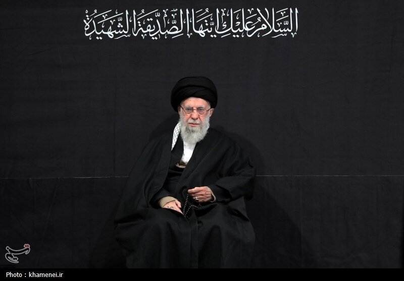 শত্রুর ষড়যন্ত্র প্রতিরোধে আইয়্যামে ফাতিমিয়্যা (সা.আ.) হোক ঐক্যের প্রতীক: আয়াতুল্লাহ খামেনেয়ী