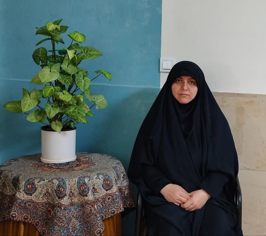 همزمانی ۱۳ آبان و شهادت حضرت زهرا (س)؛ رمز استمرار ایستادگی نسل جوان انقلابی