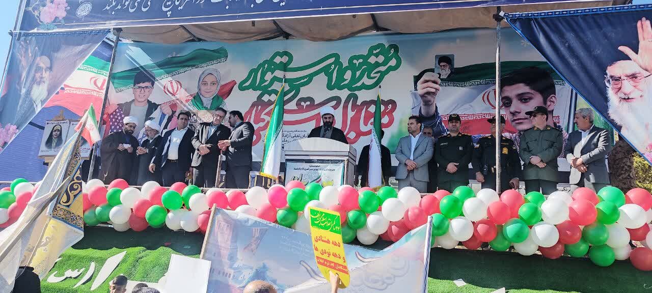 تصاویر/ راهپیمایی یوم الله ۱۳ آبان در نورآباد